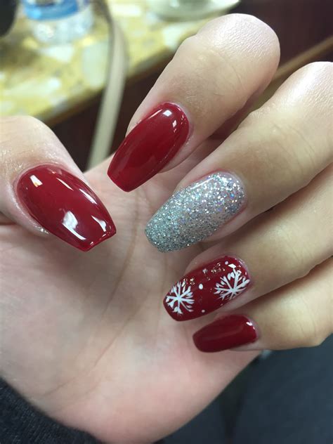 ideas for christmas gel nails